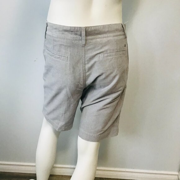 Tommy Hilfiger Men's Flat Front Chambray Shorts Size 32 - Picture 3 of 7